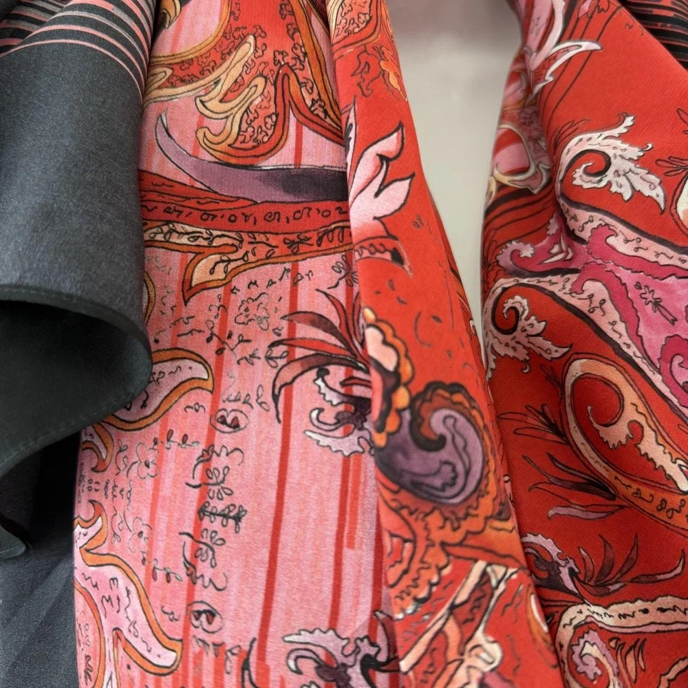 Gottex Silk Scarf Shawl Womens One Size Red Floral Square 55x55 Wrap Foulard NWT